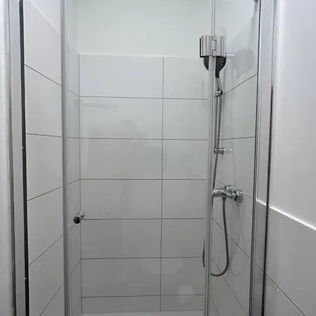 Stilvoll-zentral-bahnhof-altstadt-mediapaket-w6