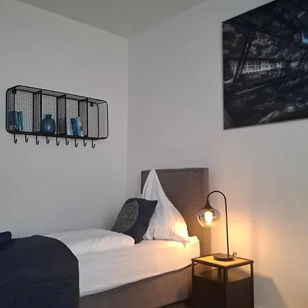 Stilvoll-zentral-bahnhof-altstadt-w6 Apartamento Wuppertal